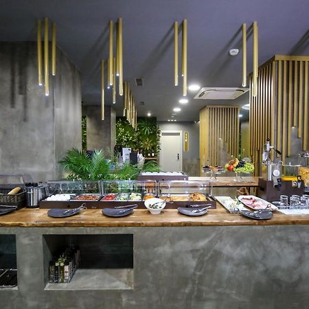 Ap Hotel Boutique Vlore Luaran gambar