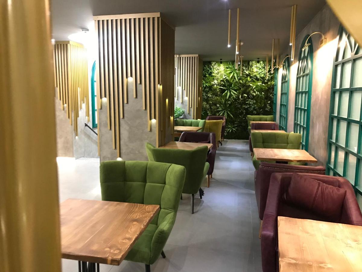 Ap Hotel Boutique Vlore Luaran gambar