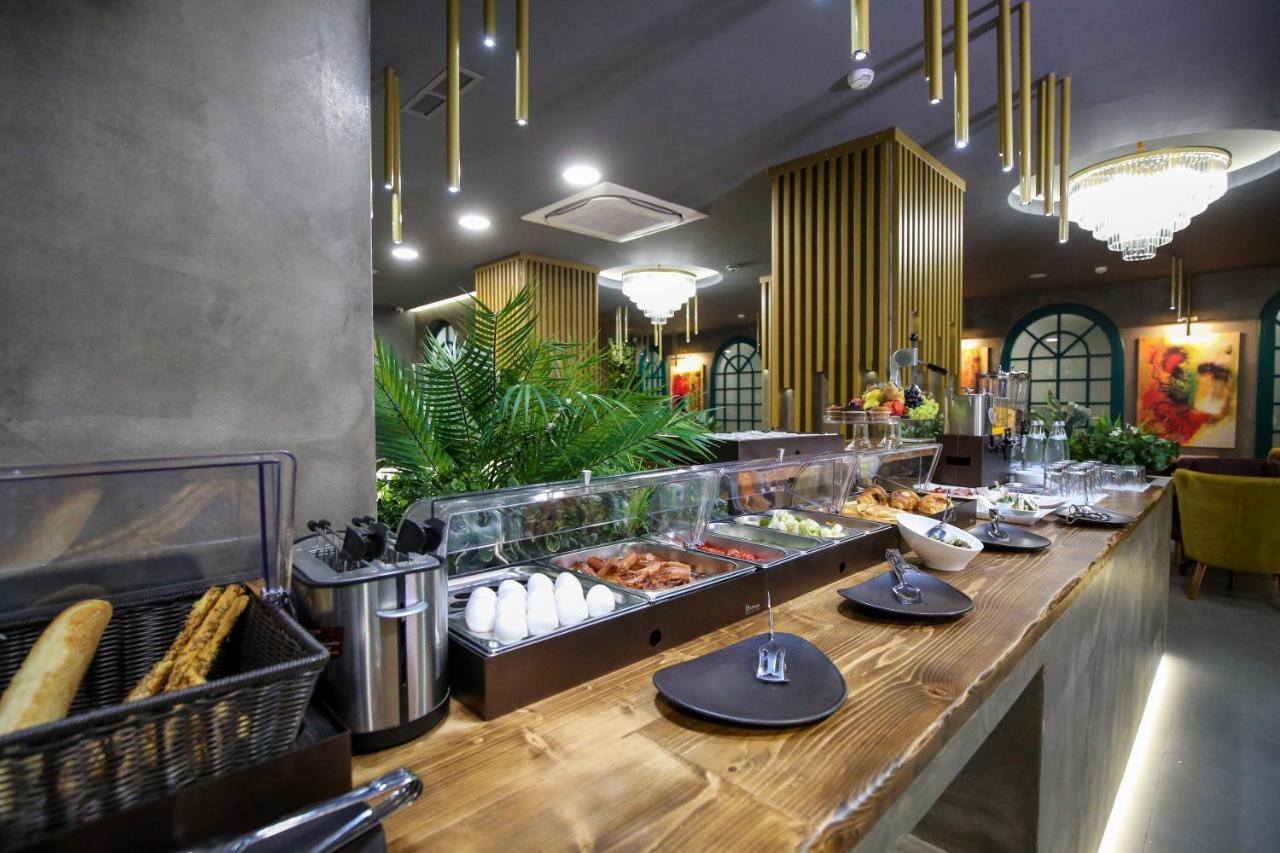 Ap Hotel Boutique Vlore Luaran gambar