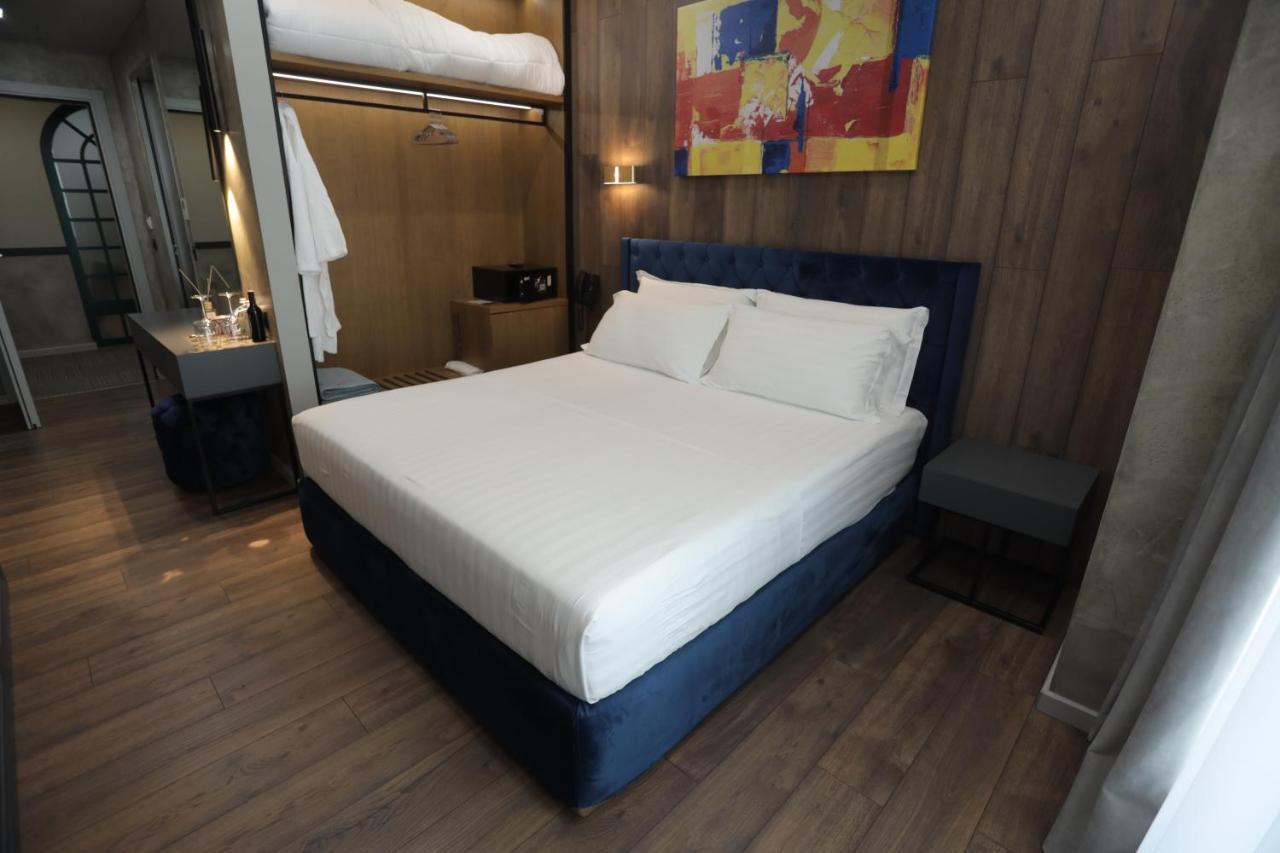 Ap Hotel Boutique Vlore Luaran gambar