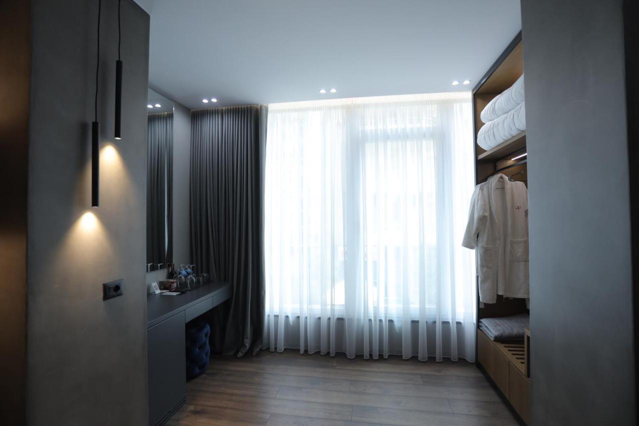 Ap Hotel Boutique Vlore Luaran gambar