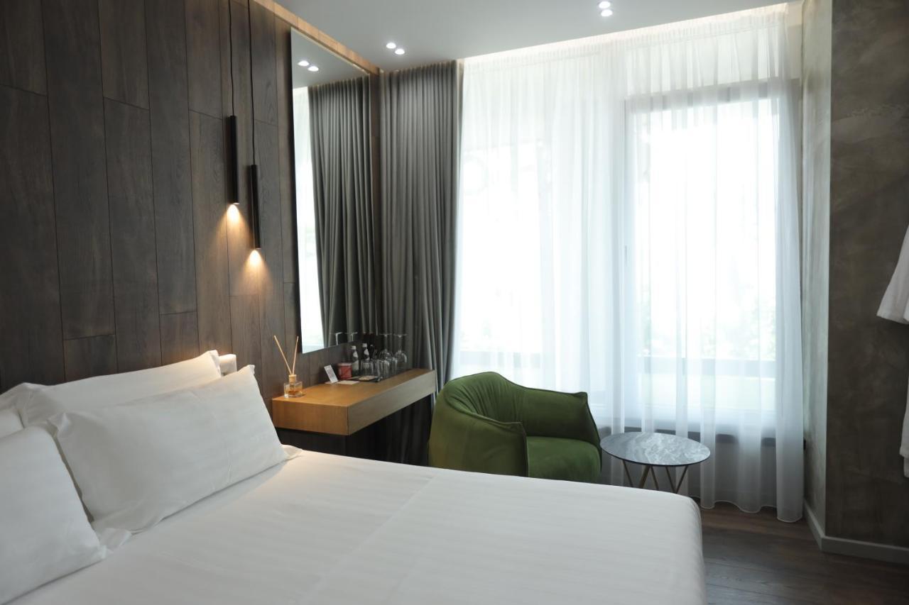 Ap Hotel Boutique Vlore Luaran gambar