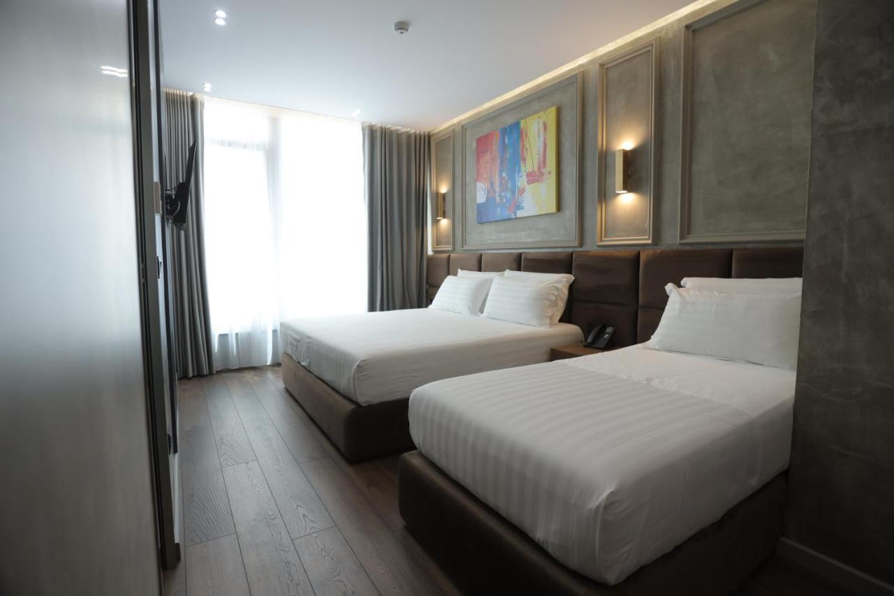 Ap Hotel Boutique Vlore Luaran gambar