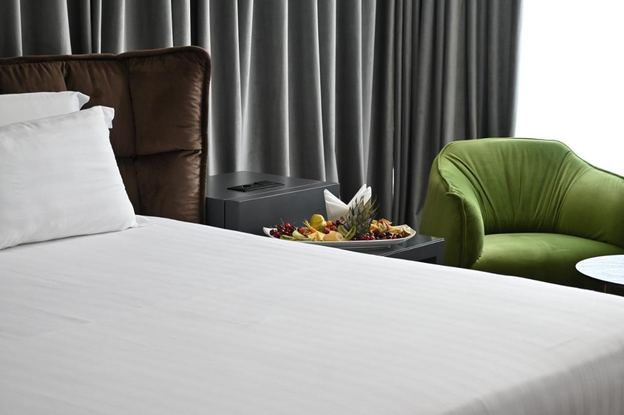 Ap Hotel Boutique Vlore Luaran gambar