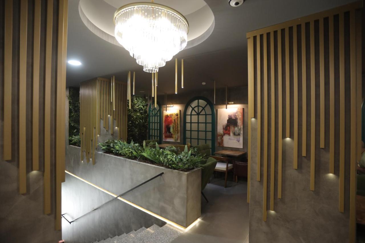 Ap Hotel Boutique Vlore Luaran gambar