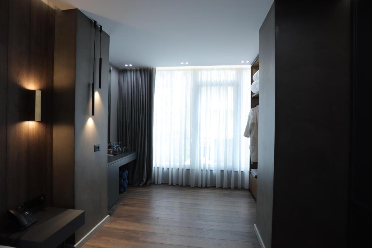 Ap Hotel Boutique Vlore Luaran gambar