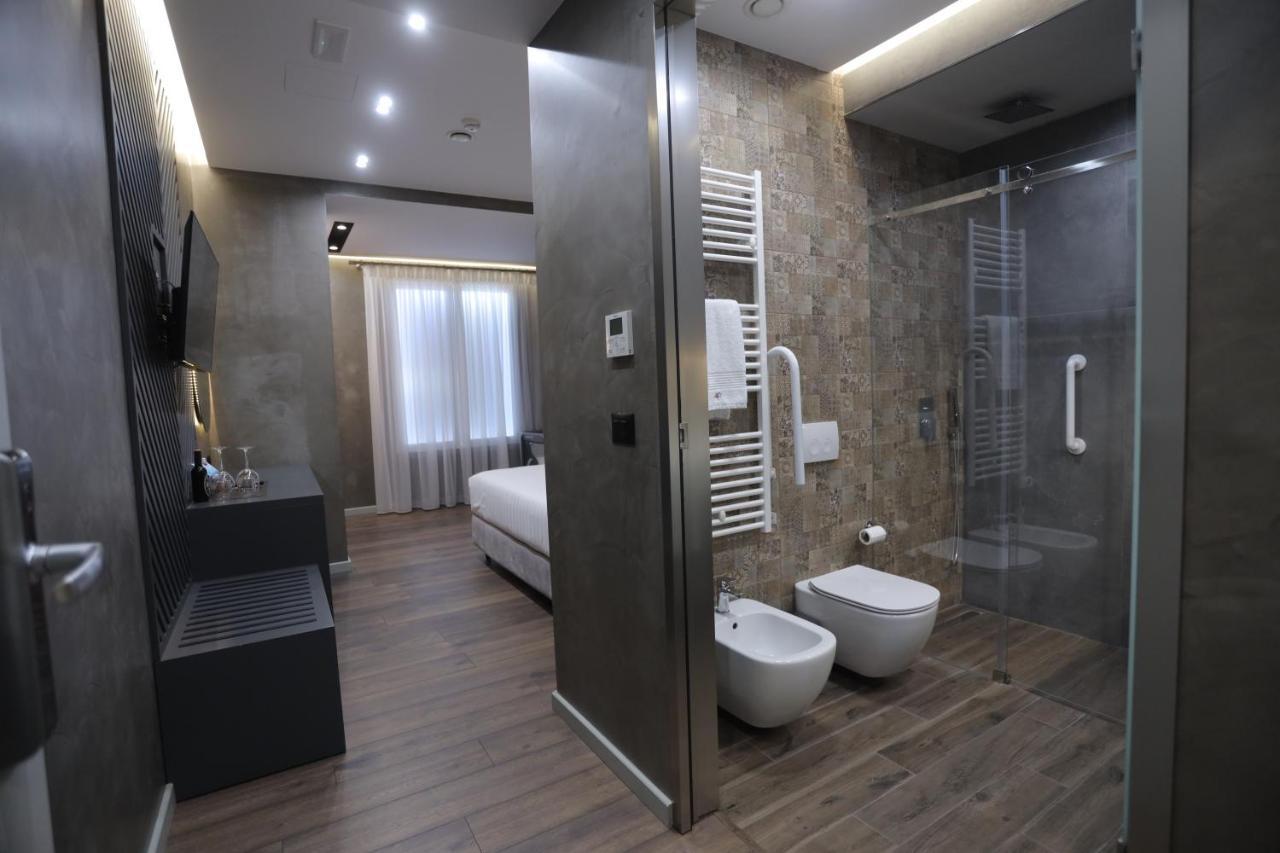 Ap Hotel Boutique Vlore Luaran gambar
